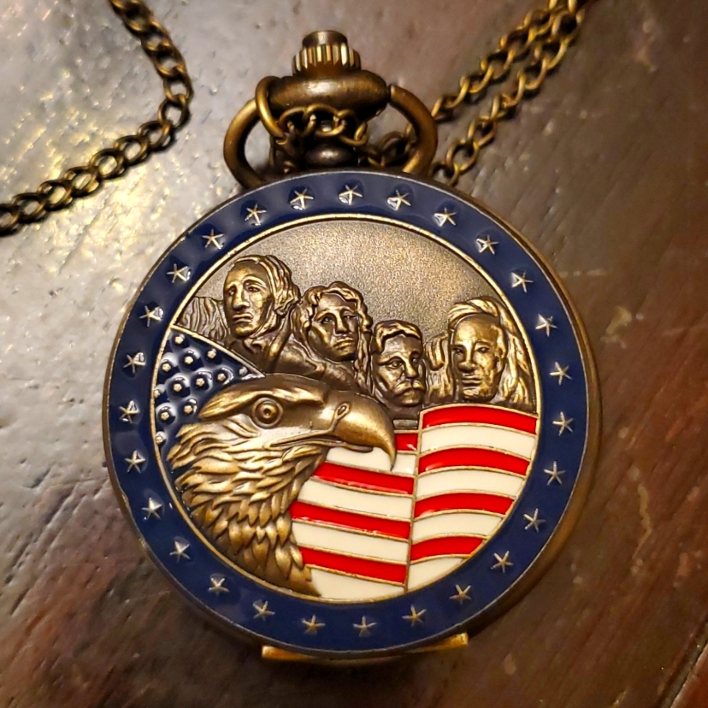 Mens Mount Rushmore pocket ⌚️ watch
